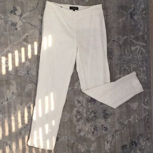 White cropped linen pants with side zip